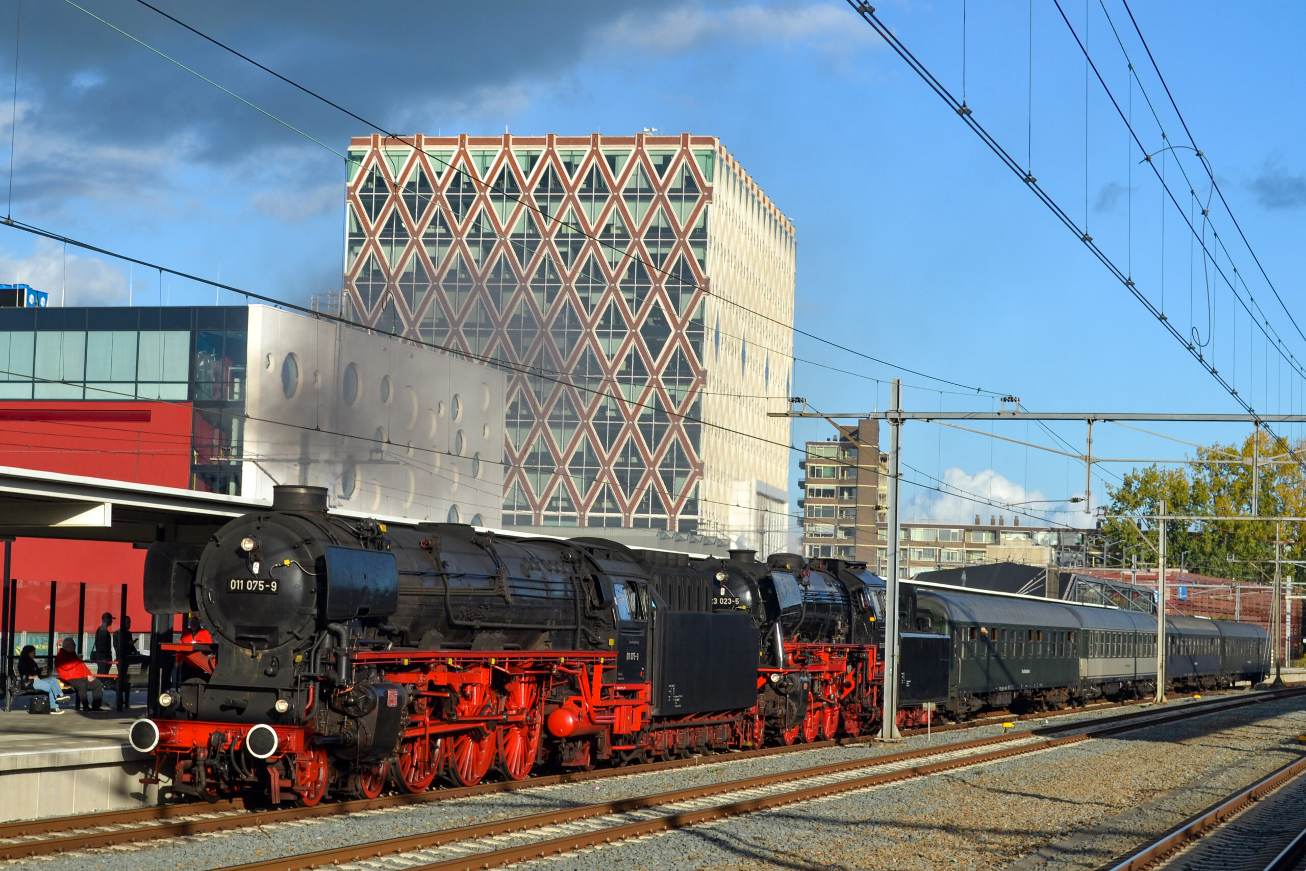 SSN 01 1075 + 23 023 Gouda 08-10-22